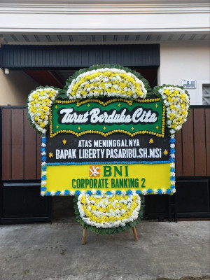 Papan Bunga Duka di Siantar Martoba