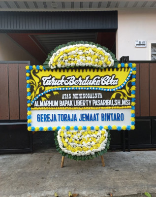 Papan Bunga Duka di Siantar Martoba